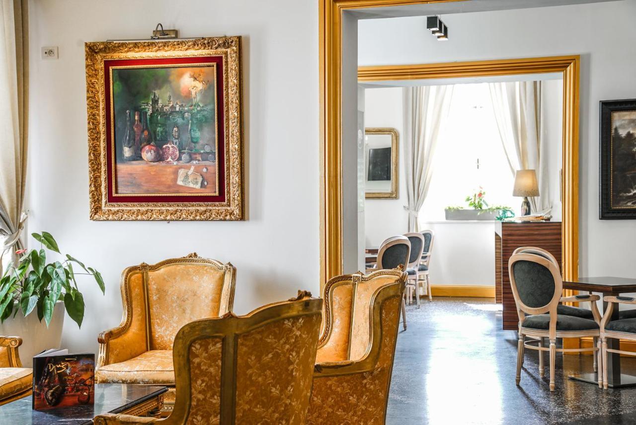 Hotel Assenzio Prague Extérieur photo